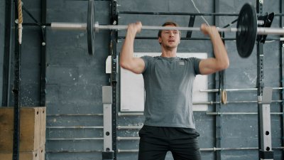 Deze fitnesstrend bouwt spieren zonder dat je vet aankomt