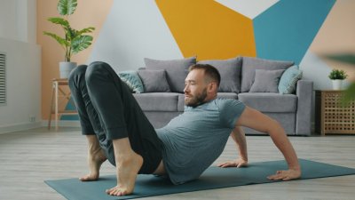 Waarom sterke mannen instorten tijdens pilates